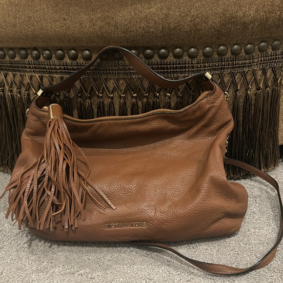 Michael Kors, leather Crossbody chain strap with fringe leather tassel - Picture 2 of 3